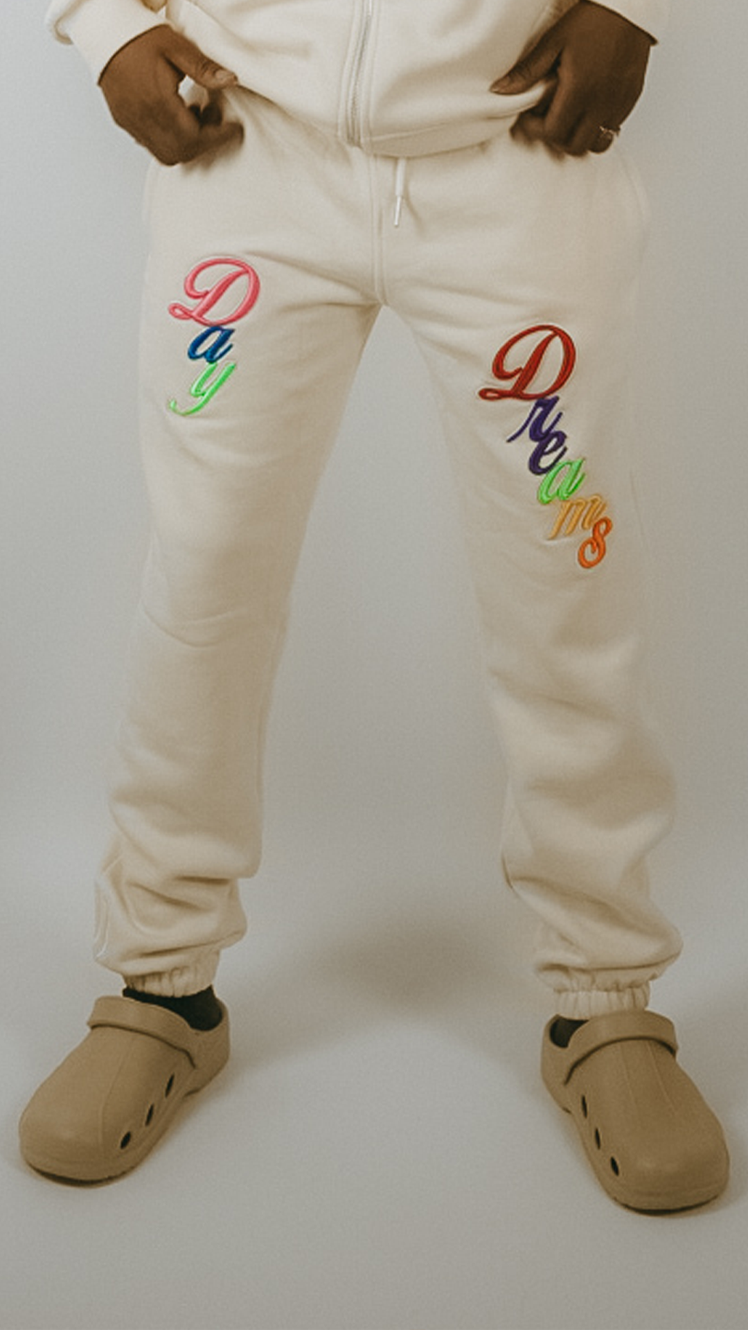 DAY DREAMS SWEATPANTS